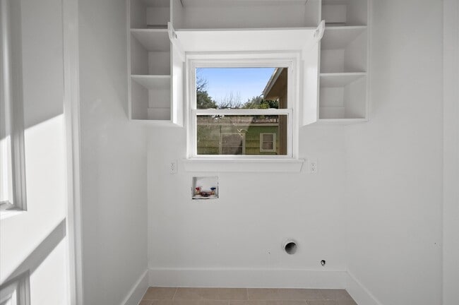 property at 4850 Marietta Ln