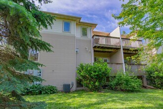 264 Meadowside Dr, Unit 264 in Verona, WI - Building Photo - Building Photo