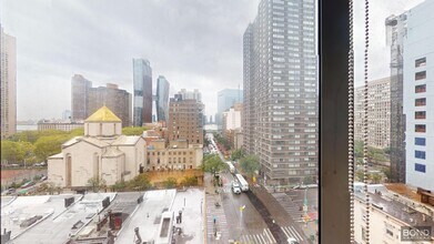 237 E 34th St in New York, NY - Building Photo - Building Photo