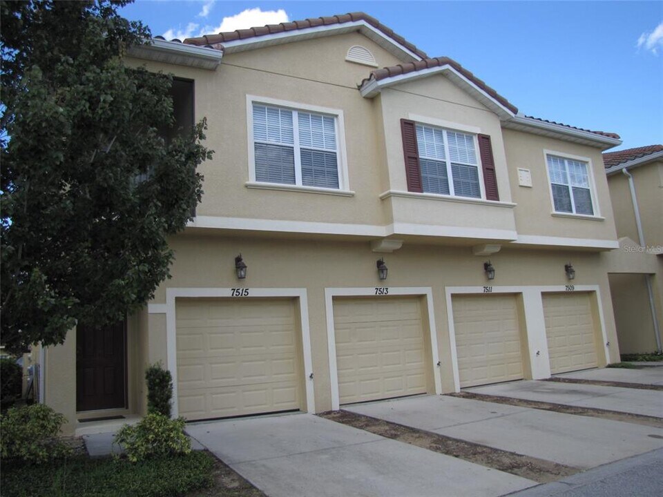 7513 Bliss Way in Kissimmee, FL - Building Photo