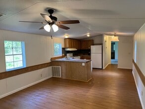 18 Jefferson Ct in Crawfordville, FL - Building Photo - Building Photo