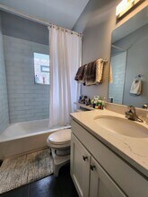 717 W Belmont Ave in Chicago, IL - Building Photo - Building Photo