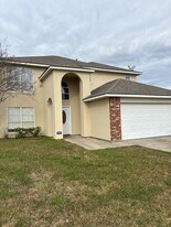 36013 Raleigh Dr in Denham Springs, LA - Building Photo