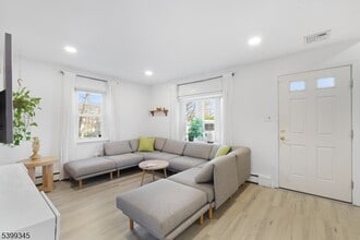 499 Diamond Spring Rd in Denville, NJ - Building Photo - Building Photo