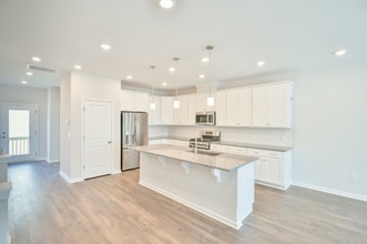 1087 Manorhaven Dr in Durham, NC - Building Photo - Building Photo