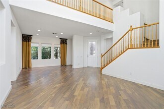 12020 W Prada Verde Dr in Las Vegas, NV - Building Photo - Building Photo