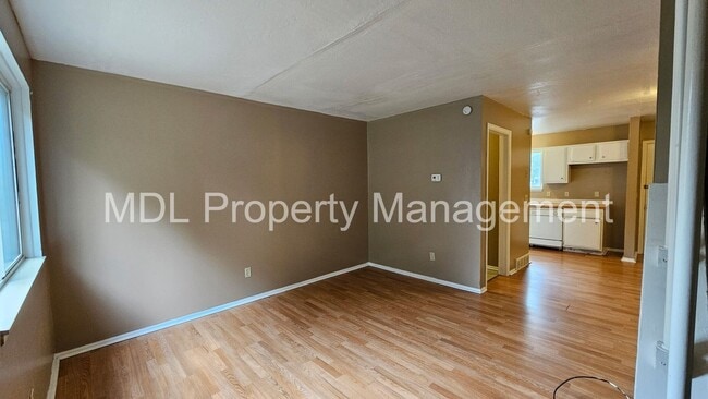 412 N Charles St in Saginaw, MI - Building Photo - Building Photo