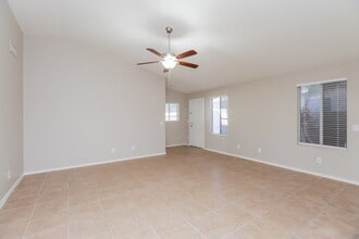 118 W Tumbleweed Ct in Gilbert, AZ - Building Photo - Building Photo