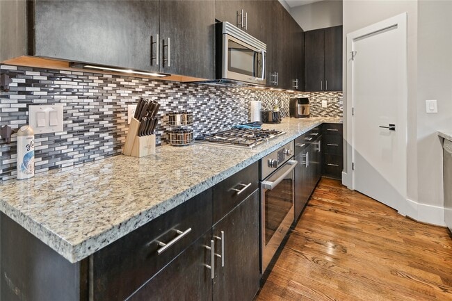 property at 2105 Hadley St