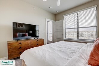 5810 Worth Pkwy, Unit 4170 in San Antonio, TX - Building Photo - Building Photo