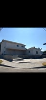 11062 Oneida Ave in San Fernando, CA - Building Photo