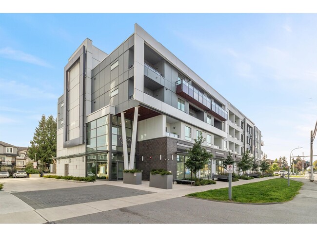 property at 14438-472 72 Ave