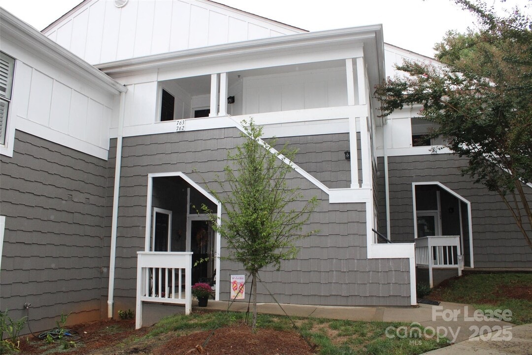 763 Southwest Dr in Davidson, NC - Building Photo