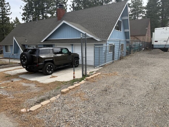 property at 200 E Country Club Blvd