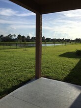 1522 Lexington Square SW in Vero Beach, FL - Foto de edificio - Building Photo