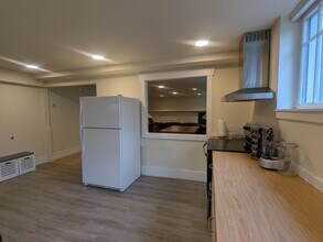 2105 E Hamlin St in Seattle, WA - Building Photo - Building Photo