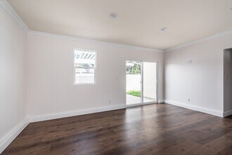 7058 Willis Ave in Los Angeles, CA - Building Photo - Building Photo