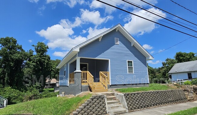 property at 1211 NE 22nd St