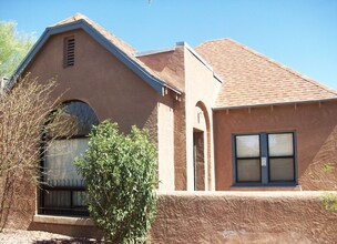 221 E Elm St in Tucson, AZ - Building Photo - Building Photo