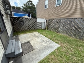 310 Lakeside Dr in Surfside Beach, SC - Building Photo - Building Photo