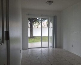 5137 Prairie View Way in Wesley Chapel, FL - Building Photo - Building Photo