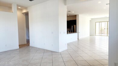 5603 N 194th Ave in Litchfield Park, AZ - Building Photo - Building Photo