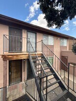 128 General Arnold St NE in Albuquerque, NM - Building Photo