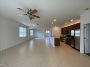 14726 Calusa Palms Dr in Ft. Myers, FL - Building Photo - Building Photo