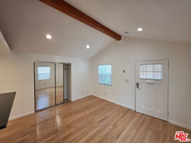 property at 311 N Venice Blvd