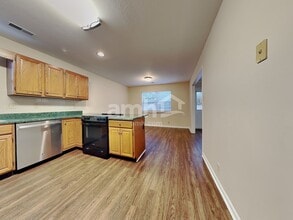 1112 Oak Haven Rd in Knoxville, TN - Building Photo - Building Photo