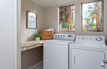 61 Mozden Ln in Pleasant Hill, CA - Building Photo - Building Photo