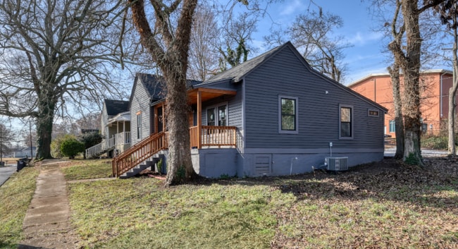 11 N McLin St SW in Rome, GA - Foto de edificio - Building Photo