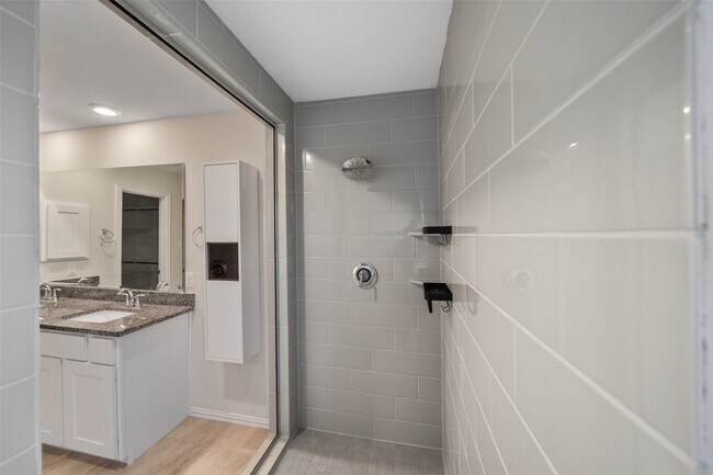 property at 708 Ivory Manor Dr