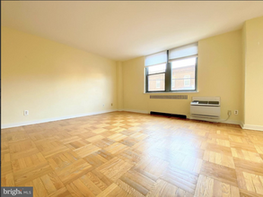 2601 Pennsylvania Ave in Philadelphia, PA - Building Photo - Building Photo