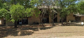 515 Roy St in Kerrville, TX - Building Photo