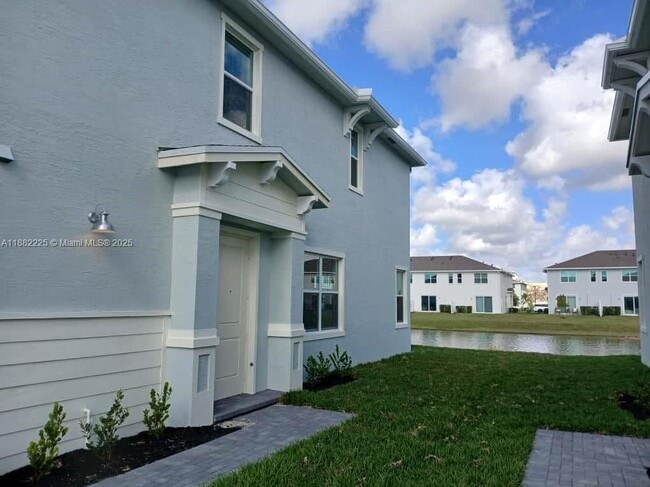 519 Rivergrass St in Port St. Lucie, FL - Building Photo - Building Photo