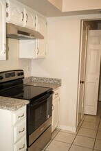 Room in House on Corona Dr in Garland, TX - Building Photo - Building Photo