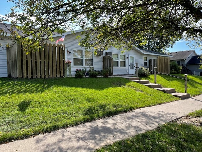 property at 3413 Oak Knoll Dr