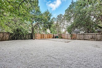 1111 W 22 1/2 St in Austin, TX - Building Photo - Building Photo