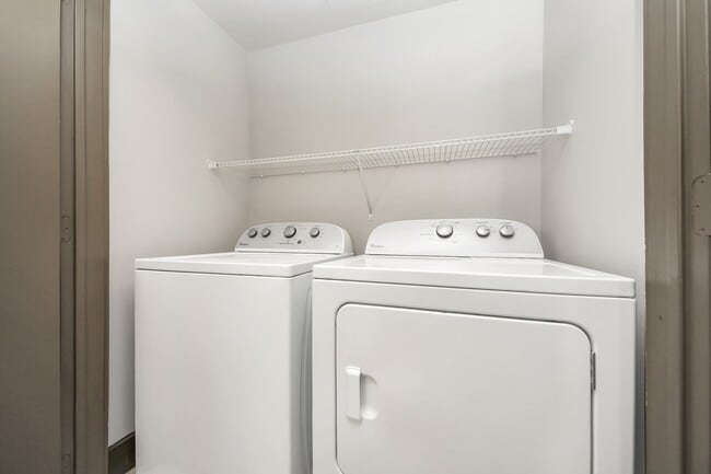 property at 5454 Washington St