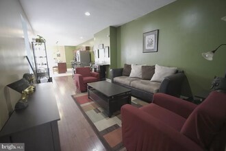 1120 N Eden St in Baltimore, MD - Building Photo - Building Photo