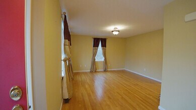 15 Skyview Dr in Fitchburg, MA - Building Photo - Building Photo