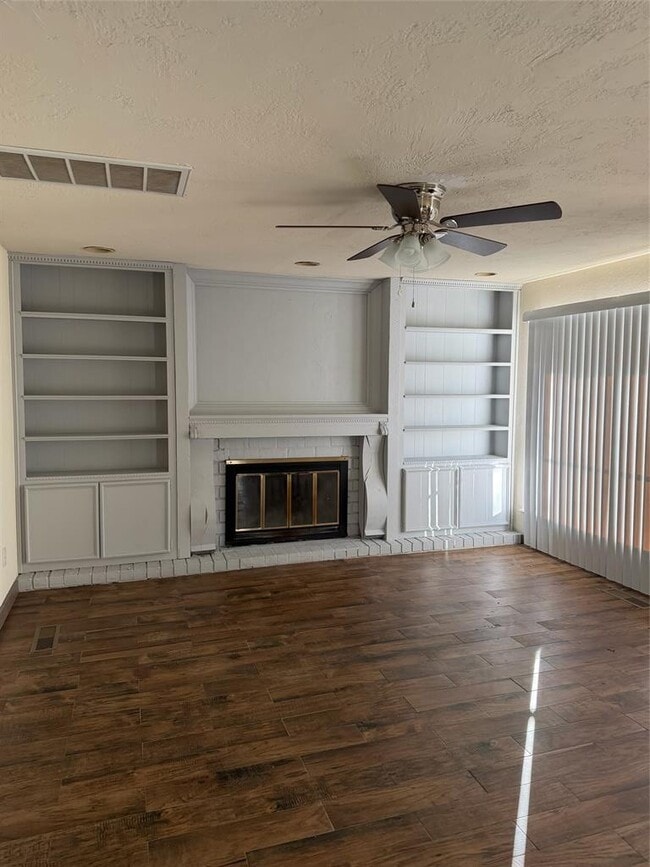 2104 NW 115th St in Oklahoma City, OK - Building Photo - Building Photo