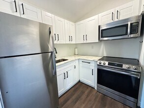 610 N Woodlynne Ave in Tampa, FL - Building Photo - Building Photo