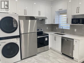 2956 E 16th Ave in Vancouver, BC - Building Photo - Building Photo