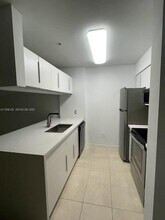 430 S Park Rd in Hollywood, FL - Building Photo - Building Photo