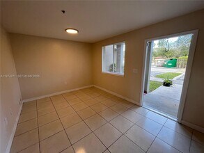 14162 NW 17th Ave in Opa Locka, FL - Building Photo - Building Photo