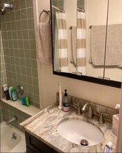 72 Lubec St, Unit #3R in Boston, MA - Foto de edificio - Building Photo