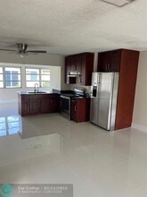 7311 NW 58th St in Tamarac, FL - Building Photo - Building Photo