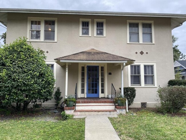 property at 622 Harwood St